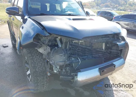 2018 Toyota 4Runner Trd Off Road Premium from USA, damaged, VIN JTEBU5JR8J5591959